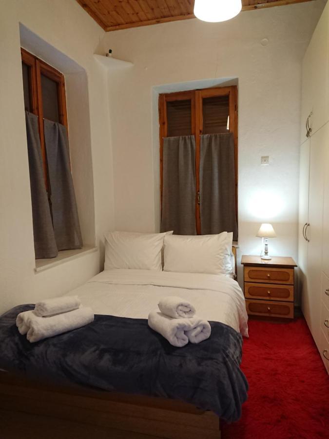 1935 Home Λιλαία Εξωτερικό φωτογραφία