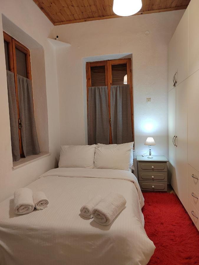 1935 Home Λιλαία Εξωτερικό φωτογραφία