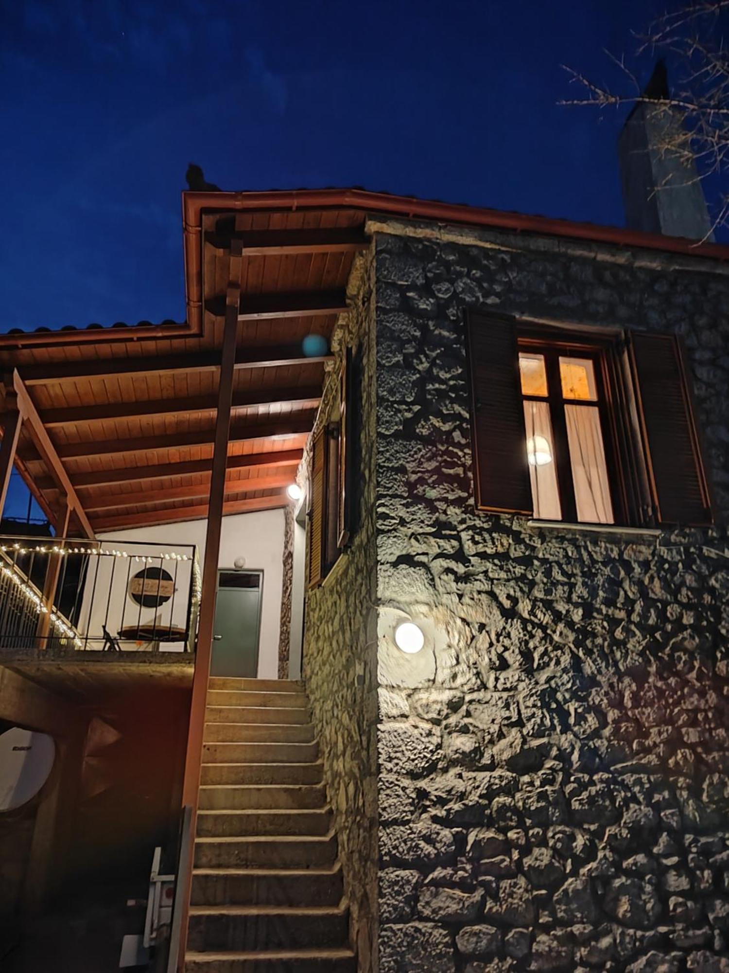 1935 Home Λιλαία Εξωτερικό φωτογραφία